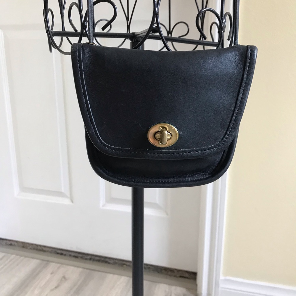 Vintage Coach Bag Everett Crossbody Black Leather Bag Small Mini Flap Turnlock